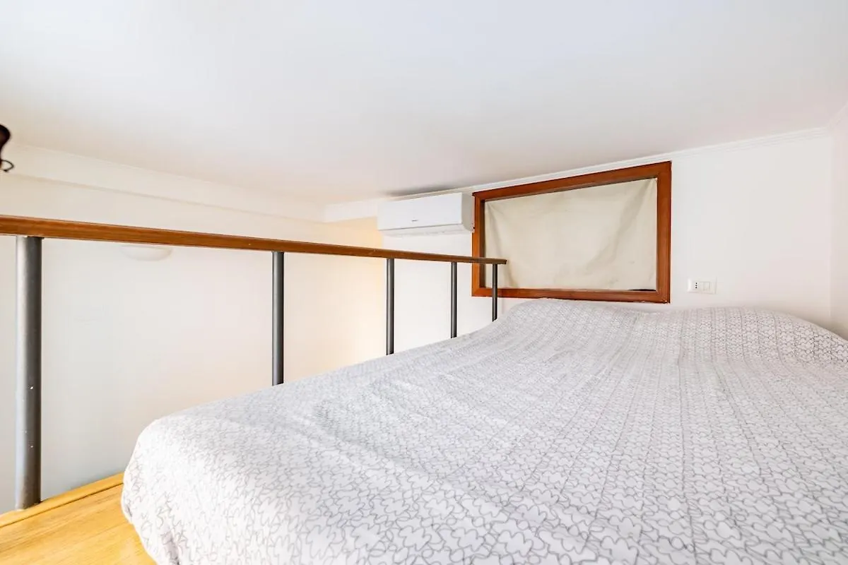 The Artistic Retreat Apartment Rome