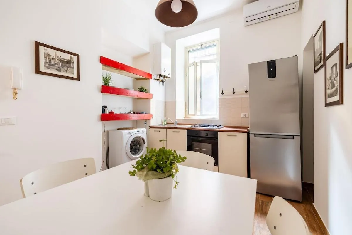 The Artistic Retreat Apartment Rome Italy
