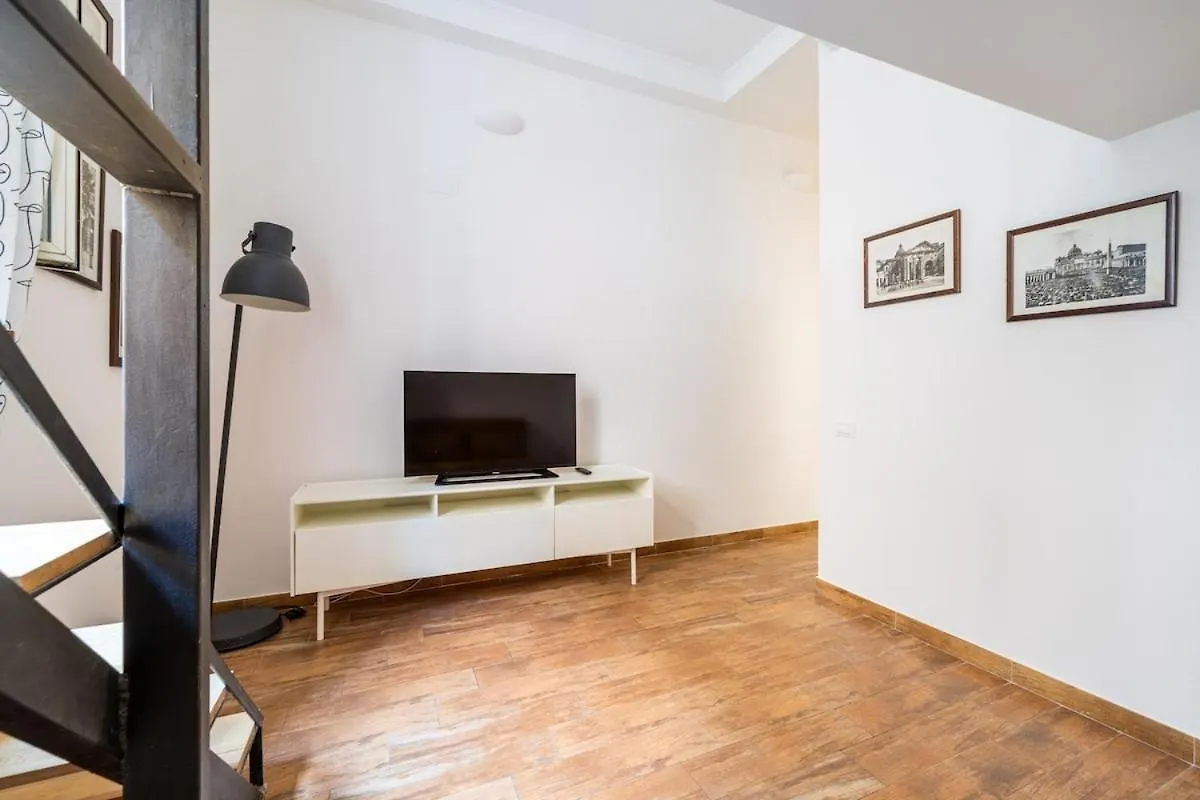 The Artistic Retreat Apartment Rome