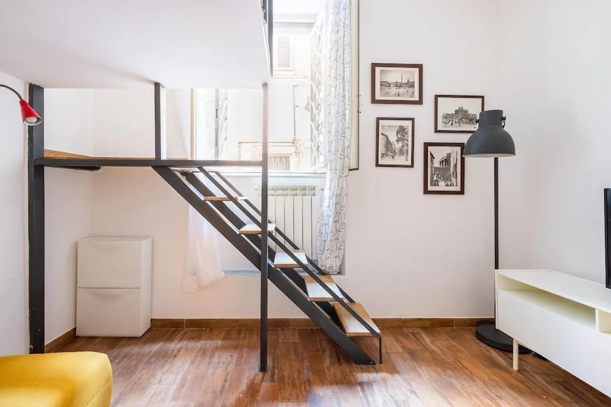 The Artistic Retreat Apartment Rome Italy